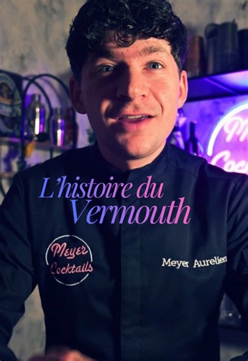 Je te présente l’univers, le monde et la technique du fameux vermouth qui est la colonne vertébrale des cocktails classiques et modernes d’aujourd’hui. 🍸 N’hésite pas à me dire en commentaire si pour les prochaines vidéos ou tu veux que je te parle des amères et des bitters 🩸 #cocktails #vermouth #bar #histoire #mixology