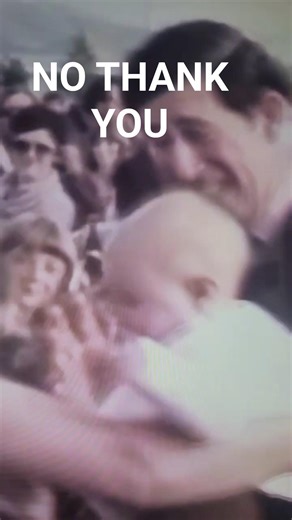 watch his funny face! walkabout RoyalHistory #diana