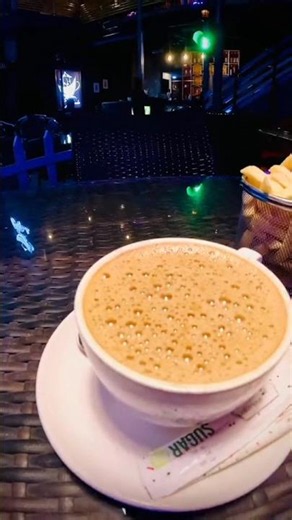 Chai ke sath y kya ho gya