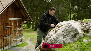 KITCHEN IMPOSSIBLE 2022 “Moosgelumpe & Kräutergewix” mit @svenwassmer ⭐️⭐️ #nomeyer 🤣 Ich freu mich drauf! 🏔🛹 #kitchenimpossible #drittefolge 🔴 So, 20.2.2022 ⏰ 20:15 @vox 🔴 27.2. Mälzer vs. Fuchs @viktoria_fuchs_spielweg 6.3. Mälzer vs. Weissgerber @alain_weissgerber 13.3. Mälzer vs. Poletto @corneliapoletto 20.3. Mälzer vs. Haase @kumpelkeule 27.3. Mälzer & Schellhorn vs. Healthy Boy Band @healthyboyband 3.4. Best Friends Edition: Mälzer vs. Raue vs. Strohe @timraueofficial @maxstrohe 💥 K