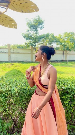 Nature ke beech modern touch… solar panel ka ped dekhkar dil khush ho gaya 🌳⚡ Amazing creativity! | Anita Kumawat Ak