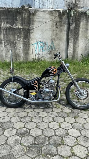 Yamaha Scorpio Skinny Chopper Customization: Unique Motorbike Design