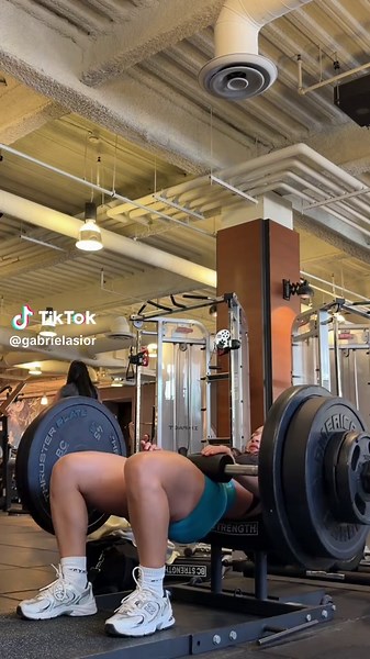 gabrielasior (@gabrielasior)’s video of Step Up