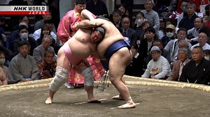 An unexpected development unfolds during a bout between Ura and Takayasu on Day 4 of the January GRAND SUMO Tournament! See more twists and turns on GRAND SUMO Highlights. https://www3.nhk.or.jp/nhkworld/en/tv/sumo/?cid=wohk-fb-org_site_gsh13_feed_dps-202501-001 ------------------------ GRAND SUMO on NHK WORLD-JAPAN Facebook Group https://www.facebook.com/groups/339498673300630/?cid=wohk-fb-org_site_gsh13_feed2_dps-202501-001 | NHK WORLD-JAPAN