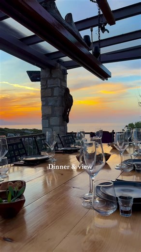 Tag a friend and live the experience together.😉 Comment “info” for more informations.🙃 #foodies #view #viral #lifestyle #greek