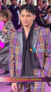 Pretty boi JOAO CONSTANCIA gracing at the purple carpet of the 38th Awit Awards 2025 #AwitAwards #38thAwitAwards #VibePH #OPM #OriginalPilipinoMusic #PinoyMusic #MusicAwardsPH #AwitNatinTo #AWITxVIBE #AwitAwardsPoweredByVibe #CelebrityStalker #JoaoConstancia | Celebrity Stalker Ph
