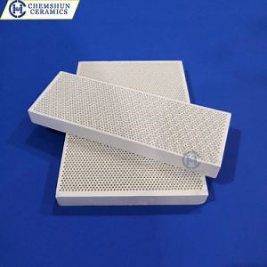 [Hot Item] Infrared Ceramic Plate or Honeycomb of Cordierite Ceramic Material