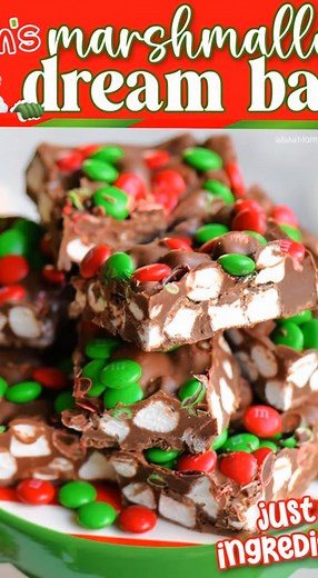 154K views · 761 reactions | These M&M’s Marshmallow Dream Bars are as easy as 1-2-3 and will disappear just that quickly ❤️❤️ Made with just a handful of ingredients, no bake, five minutes max – these bars are most definitely what dreams are made of! | Easy Recipes | Facebook
