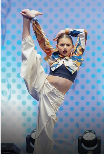 The 12 & Under division just got even more competitive !! 🤯🚨 #dancersinccomp #dancecompetition #dancestudios #dancecomps #dancers