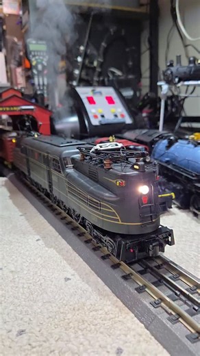 BR Railroad on Instagram: "The new Lionel Visionline Pennsylvania GG-1 "Rivets" scheme! Slowly getting back to running trains! 🚂 #trains #hobby #lionel #fyp #prr #Pennsylvania #gg1 #rr #trainspotting #scalemodel #modeltrains #locomotive #trainz #Ogauge #traintracks"