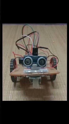 Smart Obstacle Avoiding Robot! 🤖🚫