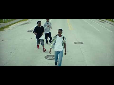 Moonlight 2016 - Chiron gets bullied!