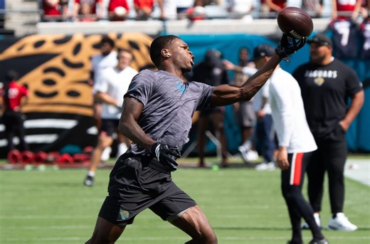 “He bobbled it” “Bust all around”: NFL fans flame Travis Hunter over one-handed catch in practice ahead of Jaguars vs. Texans game