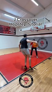 8.8K reactions · 530 shares | J-Crossover Hopstep Tutorial‼️ : @casynw : : : #CourtVision #basketballtraining #basketball #skills #drills #skillstraining #playerdevelopment #hoopersofinstagram | Court Vision | Facebook