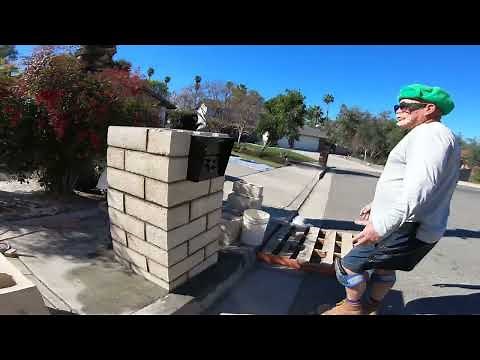DIY how to build a block mailbox and small wall. Pablo and The Man.