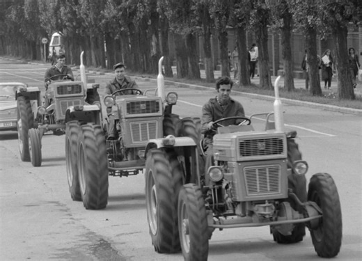 120K views · 2.3K reactions | Tractoare românești / Tractorul Brașov 1951 - 1998 | Cineclic | Facebook