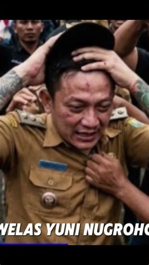 The tattooed village head of Purwasaba was assaulted during an NGO protest. #hohoalkaf