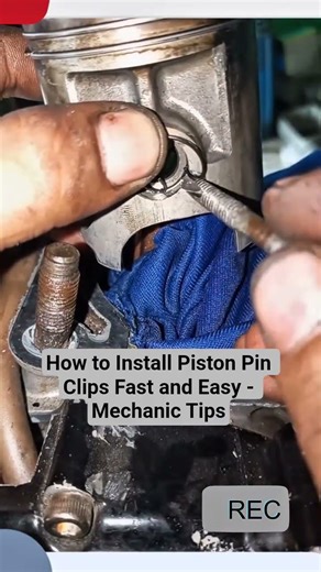 How to Install Piston Pin Clips Fast and Easy - Mechanic Tips #shorts #mechanic