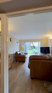 🏡 Immaculate detached bungalow sitting on a great plot‼️ Open fields to the rear 👌 ✔️ Detached ✔️ Kitchen/breakfast room ✔️ Lounge & dining room ✔️ Modern shower room ✔️ Two double bedrooms ✔️ Front & rear gardens ✔️ Driveway & extended garage ✔️ Summerhouse ✔️ Peaceful village location 📍School Lane, Appleby - £310,000 Contact the office on 📞01724 337697 📧 info@bella-properties.co.uk | Bella Properties