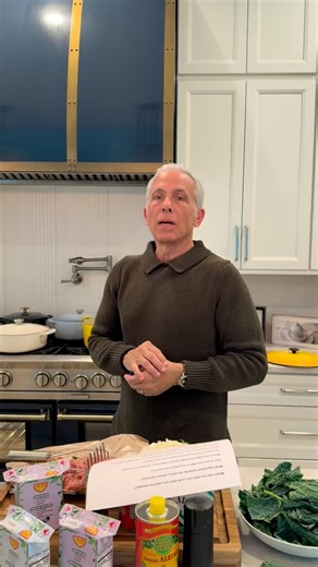 19 Questions with Geoffrey Zakarian ⤵️ What’s the one dish you cook when you want to impress? What ingredient instantly elevates a dessert at home? Your go-to meal after a long day in the kitchen? What’s the biggest mistake people make when cooking for guests? One classic dish you think everyone should master? If you could only cook one cuisine for the rest of your life, what would it be? What ingredient do you think people misuse the most? What makes a restaurant experience truly memorable for 