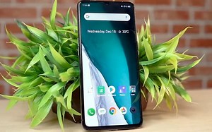 2000元档最具性价比的手机，骁龙855 Plus 90Hz，售价仅2199元