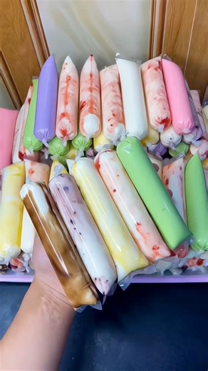 #كل_يوم_فكرة_مشروع – صنع الآيسكريم في المنزل تابعنا لرؤية آخر المشاريع الإنتاجية القادمة من كوكب الصين 🌏 دراغون... قوتك التجارية من قلب الصين إلى أرض السودان 🇸🇩🇨🇳 #السودان #khartoum_sudan #الصين #Khartoum #الخرطوم | Dragon International LTD