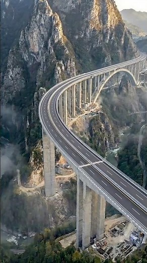 Extreme Bridge Built Along Mountain Slopes | $2 Billion Project
