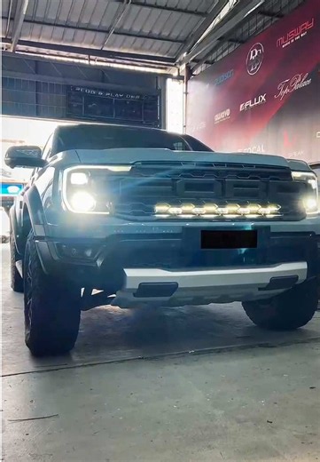 Next-Gen Ford Ranger with PIAA V-RF30 LED Light Bar Driving Kit