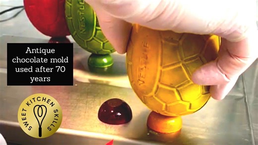 Antique Chocolate Mold, Used After 70 Years – A Sweet Taste of History!