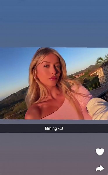 A freaking goddess, omgggg😍🫠💗💗 #emily #emilydobson #tiktok #viral #fypシ @Emily Dobson @emily