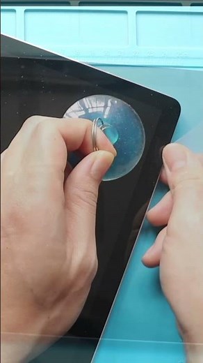 How to Open Surface GO 2