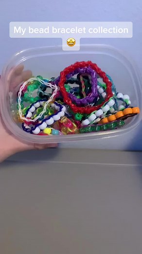 Tutorial?#MakeMomEpic #IFeelWeightless #rainbowloom2021 #rainbowloom #bracelet #crafts #rainbowloomer #AirPodsJUMP #bringbackrainbowloom #collection