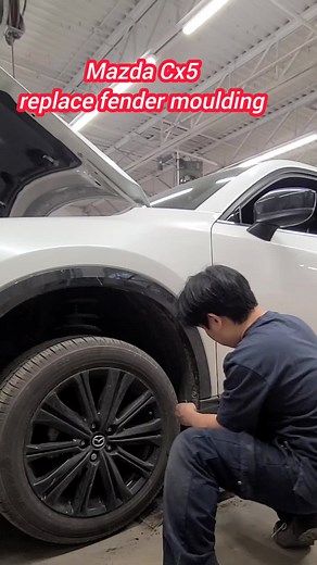 replace fender moulding Mazda Cx5 #ViralBeauty #Car #carbodyrepair #autobodyrepair #limautocare #pyp #ofw #viral #tiktok #autobodytechnician