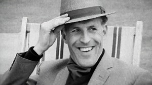 Watch Bruce Forsyth entertains in Torquay - BFI Player