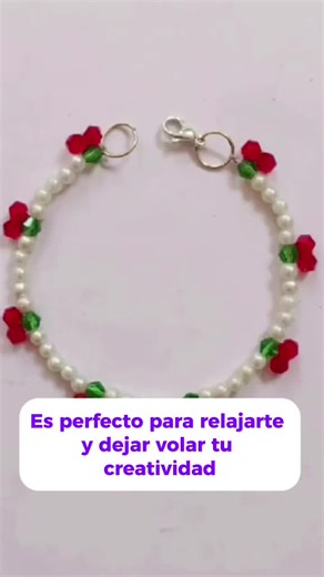 ✨ ¿Quién dijo que hacer pulseras era complicado? ¡Mira qué fácil y bonito! ❤️ Déjame un like si te inspiró este tutorial. 💬 Comenta qué colores usarías tú. 👯‍♀️ Y comparte este video con esa amiga creativa que no para de hacer cosas lindas. #Pulseras #Bisutería #HechoAMano #Manualidades #Creatividad #Tutorial