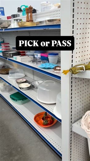 1940s BABY DISHES at the thrifts! Would you pay this much? | Part-Time Pickers