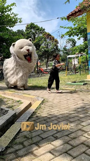 Alika Dikejar Can Macanan Saat Berangkat Les