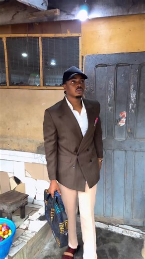 Adeoluwa Prince Enioluwa on Instagram: "My first day but it may also be my last day o!😭 Abeg who will employ me? I can’t enter new year without job o!"