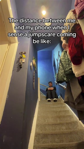 YOU WILL NOT BE SCARING ME FROM HERE#jumpscare #relate #scary #horrortok #sense