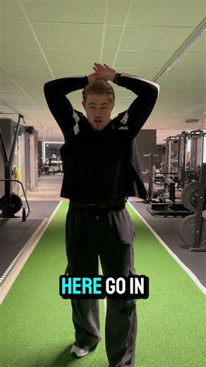 Tricep extensions overhed