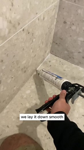 Cómo aplicar silicona en el baño en pocos pasos