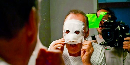 How Hollywood shoots mirror scenes