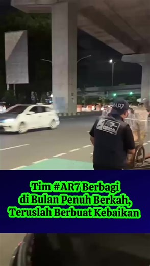 “JANGAN PERNAH BERHENTI BERBUAT BAIK KEPADA SESAMA, TERIMA KASIH ‼️”(#AR7) @prabowo @gibran_rakabuming @listyosigitprabowo @masbud_sudjatmiko @djajadi_777 @divisihumaspolri @polisi_indonesia @lemdiklatpolri.id #AR7 #andiriandjajadi #wakalemdiklatpolri #sumselviral_com