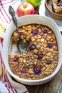Baked Oatmeal with Apples | Healthy Baked Oats Recipe