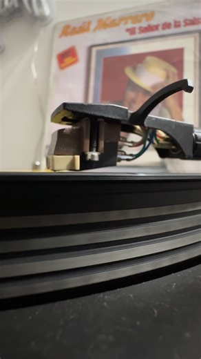 Leo Muñoz - Salsa en vinilos | Señora - Raúl Marrero #salsaenvinilo #salsa #salsaromantica #salsadealcoba #salsacali #salsabaul #salsaparaestados #vinilos | Instagram