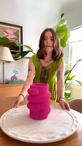 49K views · 558 reactions | sunflowers make me so happy ✨ and how cute is this @memakepretty vase?! It’s a lil’ sneak peak of our new collection launching soon (including new colors like this pink )!!! can’t wait to share more! stay tuned 﫶✨ | ChampagneUnicorns | Facebook