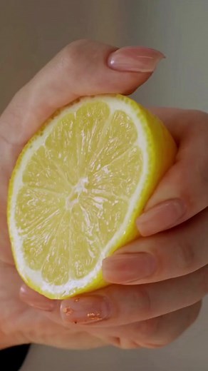 Did you know that you can dissolve gallstones starting right now? Take the first step. #gallstones #gallbladder #gallbladderhealing #naturalhealing