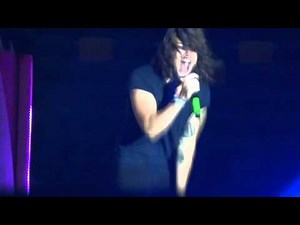 One Direction - No Control live in Edmonton