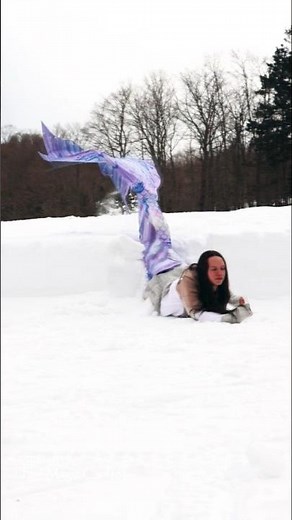 The chaotic majestic snow mermaid ☃️
