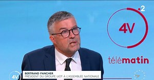 «Emmanuel Macron est le pire président de la Ve République», fustige le patron de Liot